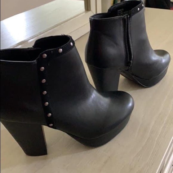 Bootie heels - Picture 1 of 1